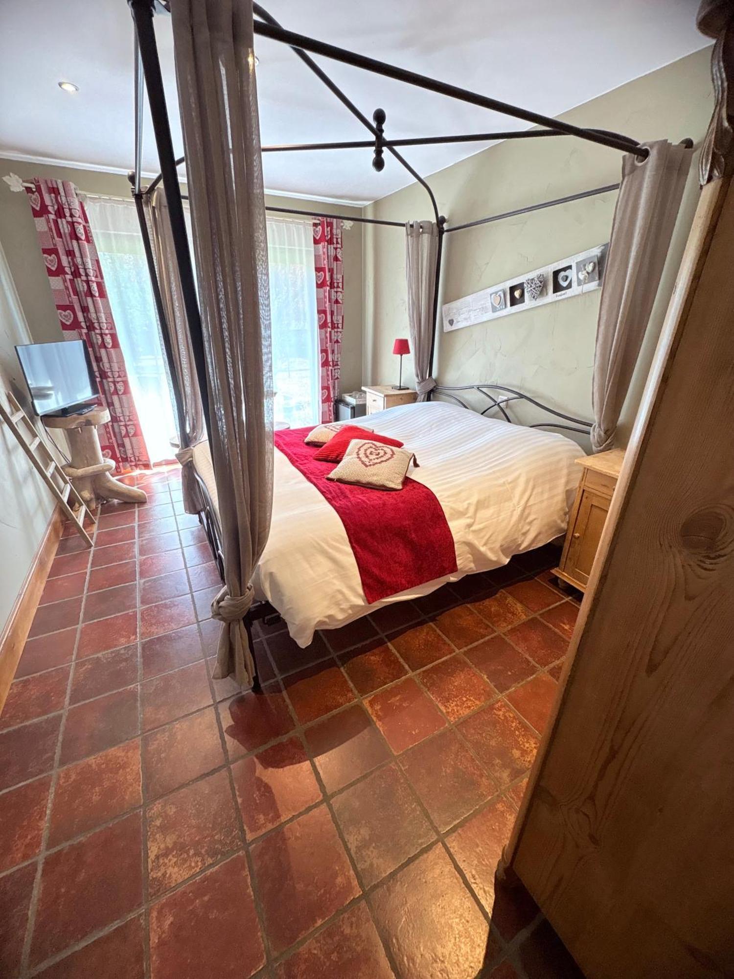 Bed and Breakfast Comme A La Ferme Durbuy Exteriér fotografie