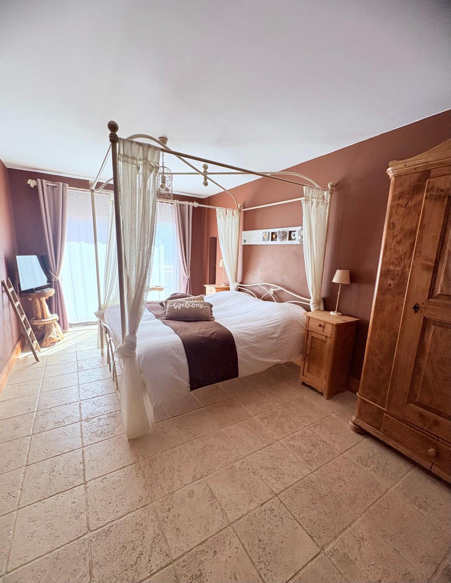 Bed and Breakfast Comme A La Ferme Durbuy Exteriér fotografie